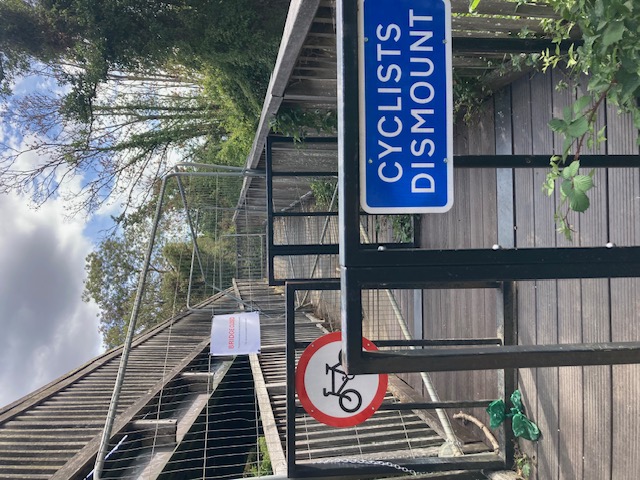 Firmly closed bridge